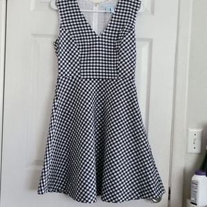 Sleeveless Checked Sersucker Dress